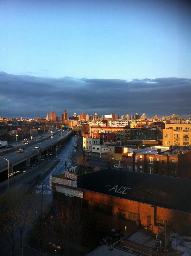 Vue de mon Hotel ce matin, au loin Manhattan Vue de mon Hotel ce matin