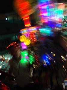 Vendeur de gadgets lumineux