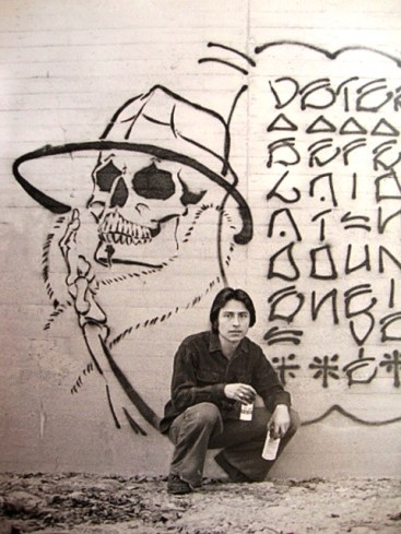 Chaz Bojórquez devant « El Señor Suerte », 1970